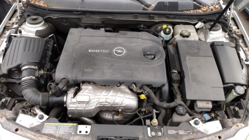  OPEL INSIGNIA BERLINA 