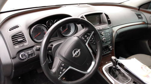  OPEL INSIGNIA BERLINA 