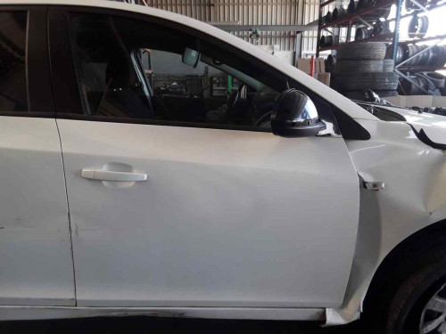 PUERTA DELANTERA DERECHA Chevrolet CRUZE 5-PUERTAS 