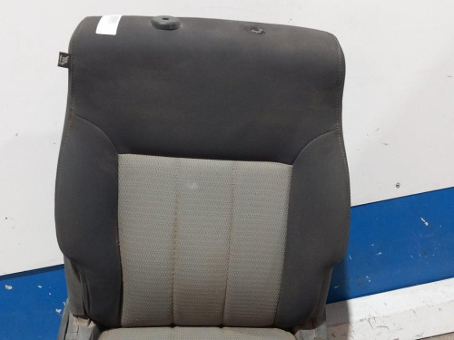  ASIENTO DELANTERO DERECHO 