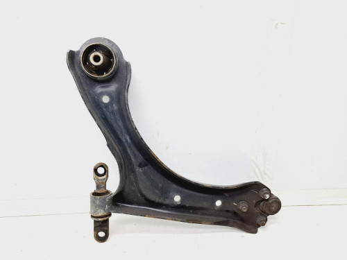 BRAZO SUSPENSION INFERIOR DELANTERO DERECHO Kia 