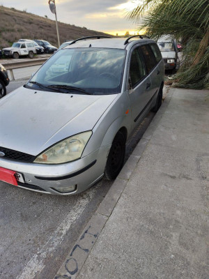 FORD FOCUS FAMILIAR (CAK)