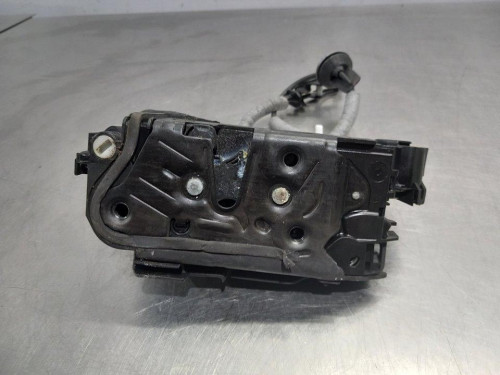  CERRADURA PUERTA DELANTERA IZQUIERDA Volkswagen PASSAT VARIANT (3G5) 