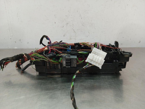 CAJA RELES / FUSIBLES MERCEDES-BENZ CLASE B (BM 246) 