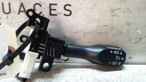 MANDO MULTIFUNCION TOYOTA AURIS (E18) 