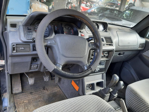  MITSUBISHI MONTERO (V20/V40) 