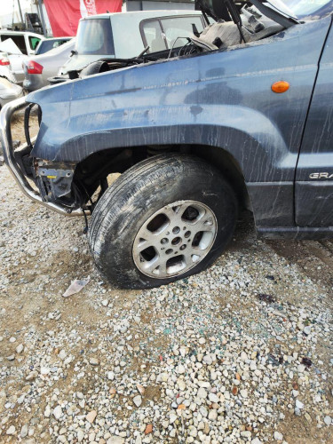 ALETA DELANTERA IZQUIERDA used