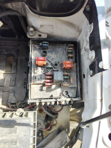 CAJA PRECALENTAMIENTO VOLKSWAGEN CADDY (2K)(02.2004) 