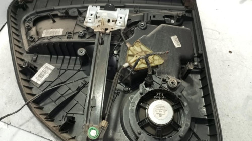 ELEVALUNAS TRASERO DERECHO used