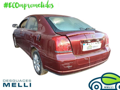 TOYOTA AVENSIS BERLINA (T25)