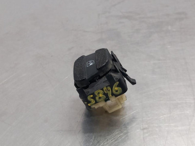 MANDO ELEVALUNAS DELANTERO DERECHO, VOLKSWAGEN, GOLF III (1H1)(11.1991)
