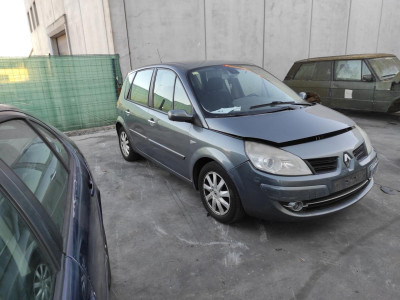 RENAULT SCENIC II (JM)