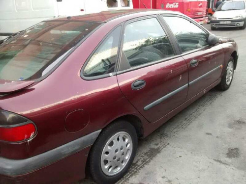  RENAULT LAGUNA (B56) 
