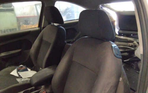  FORD FOCUS BERLINA (CAP) 