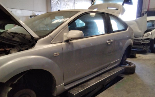  FORD FOCUS BERLINA (CAP) 