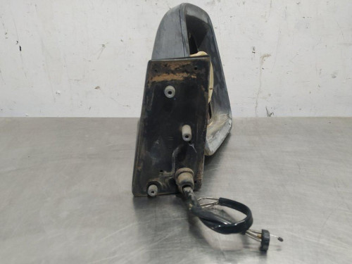  CARCASA RETROVISOR DERECHO 