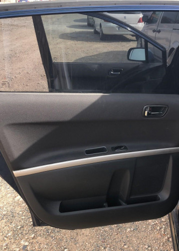 TOYOTA COROLLA VERSO (R1) — vehículo donante para recambios 