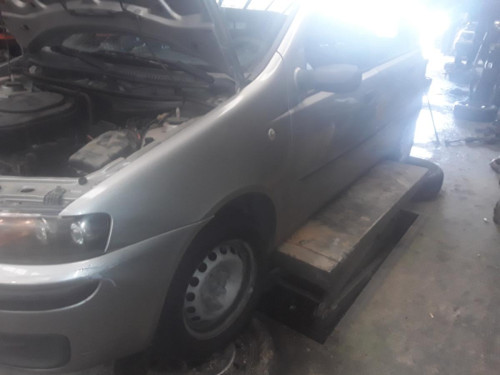 FIAT II PUNTO (188) BERLINA — автомобиль-донор на запчасти 