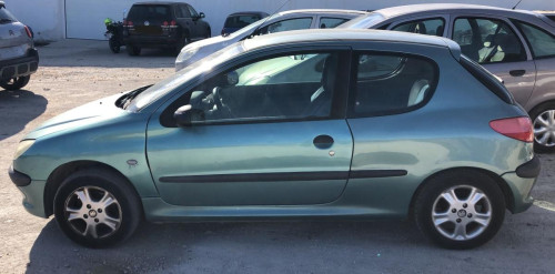 PEUGEOT 206 — автомобиль-донор на запчасти 