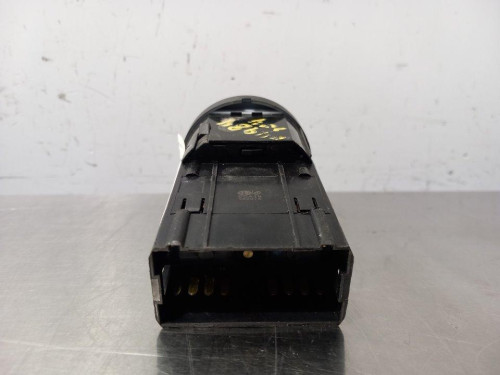  MANDO LUCES VOLKSWAGEN PASSAT BERLINA (3B3) 