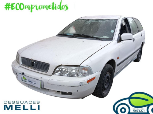 VOLVO V40 FAMILIAR — vehículo donante para recambios 