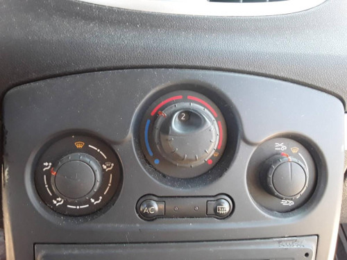 MANDO CALEFACCION / AIRE ACONDICIONADO Renault CLIO III 