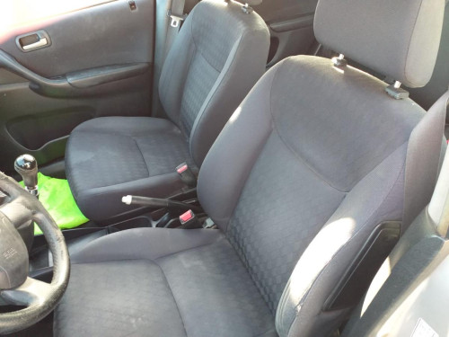 HONDA CIVIC 5 PUERTAS (EU7/8) — vehículo donante para recambios 