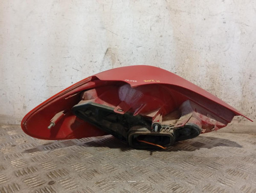 PILOTO TRASERO DERECHO 