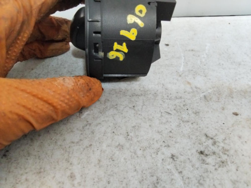 MANDO LUCES Audi A6 AVANT (4F5) 