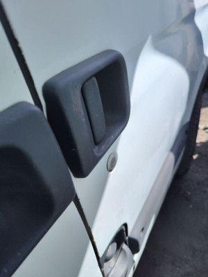 CERRADURA PUERTA DELANTERA DERECHA