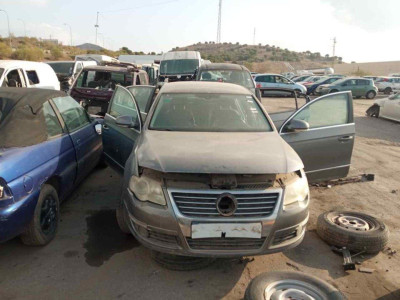 VOLKSWAGEN PASSAT BERLINA (3C2)