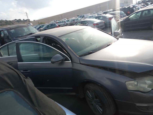  VOLKSWAGEN PASSAT BERLINA (3C2) 