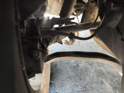 BRAZO SUSPENSION DELANTERO IZQUIERDO