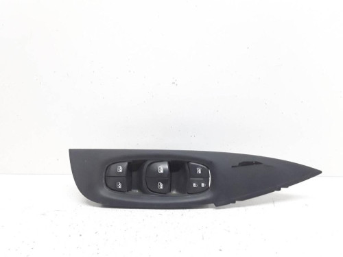 MANDO ELEVALUNAS DELANTERO IZQUIERDO Nissan QASHQAI (J11E) 