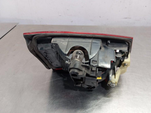 PILOTO TRASERO DERECHO INTERIOR BMW SERIE 3 BERLINA (F30) 