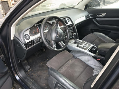 AUDI A6 BERLINA (4F2)