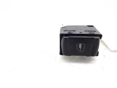 MANDO ELEVALUNAS DELANTERO DERECHO, VOLKSWAGEN, PASSAT BERLINA (3B2)