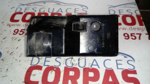  MANETA INTERIOR DELANTERA DERECHA 