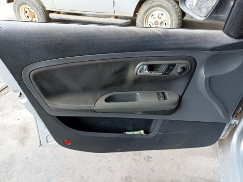  SEAT CORDOBA BERLINA (6L2) 