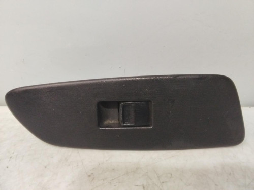  MANDO ELEVALUNAS DELANTERO DERECHO TOYOTA AURIS (E15) 