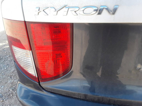 PILOTO TRASERO IZQUIERDO INTERIOR Ssangyong KYRON 