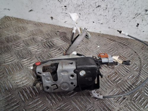 CERRADURA PUERTA TRASERA IZQUIERDA 