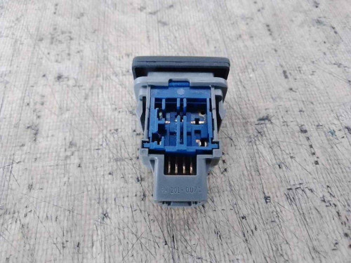 INTERRUPTOR Toyota YARIS (XP13) 
