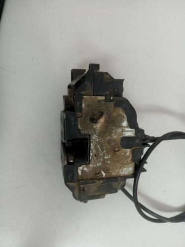 CERRADURA PUERTA TRASERA DERECHA RENAULT CLIO III 