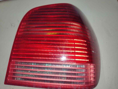 PILOTO TRASERO DERECHO Volkswagen POLO III BERLINA (6N2) 