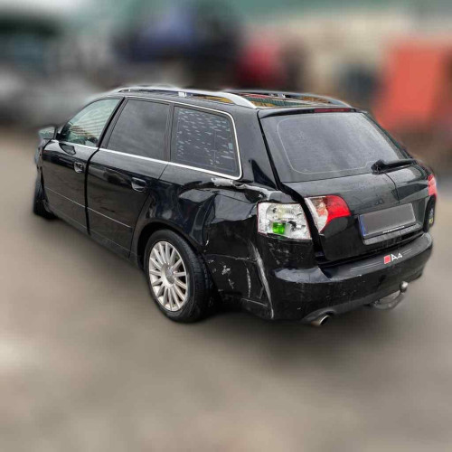 AUDI A4 AVANT (8E) used
