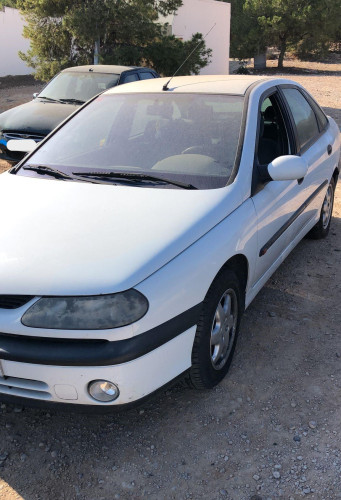 RENAULT LAGUNA (B56) — автомобиль-донор на запчасти 