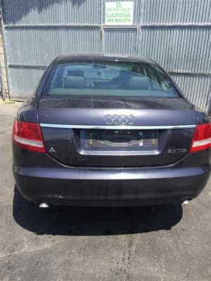 AUDI A6 BERLINA (4F2)