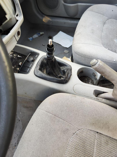 NO IDENTIFICADO, KIA, CERATO (LD)