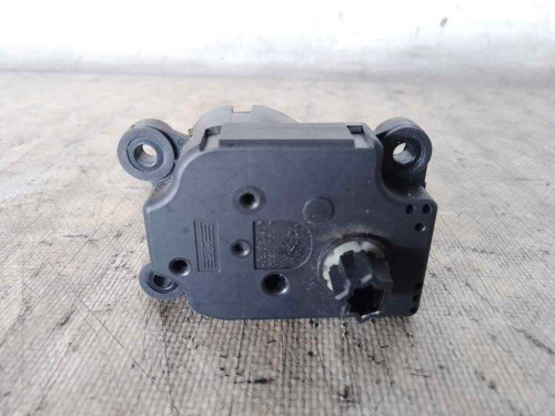 MOTOR APERTURA TRAMPILLAS CLIMATIZADOR Ford FOCUS BERLINA (CAP) 